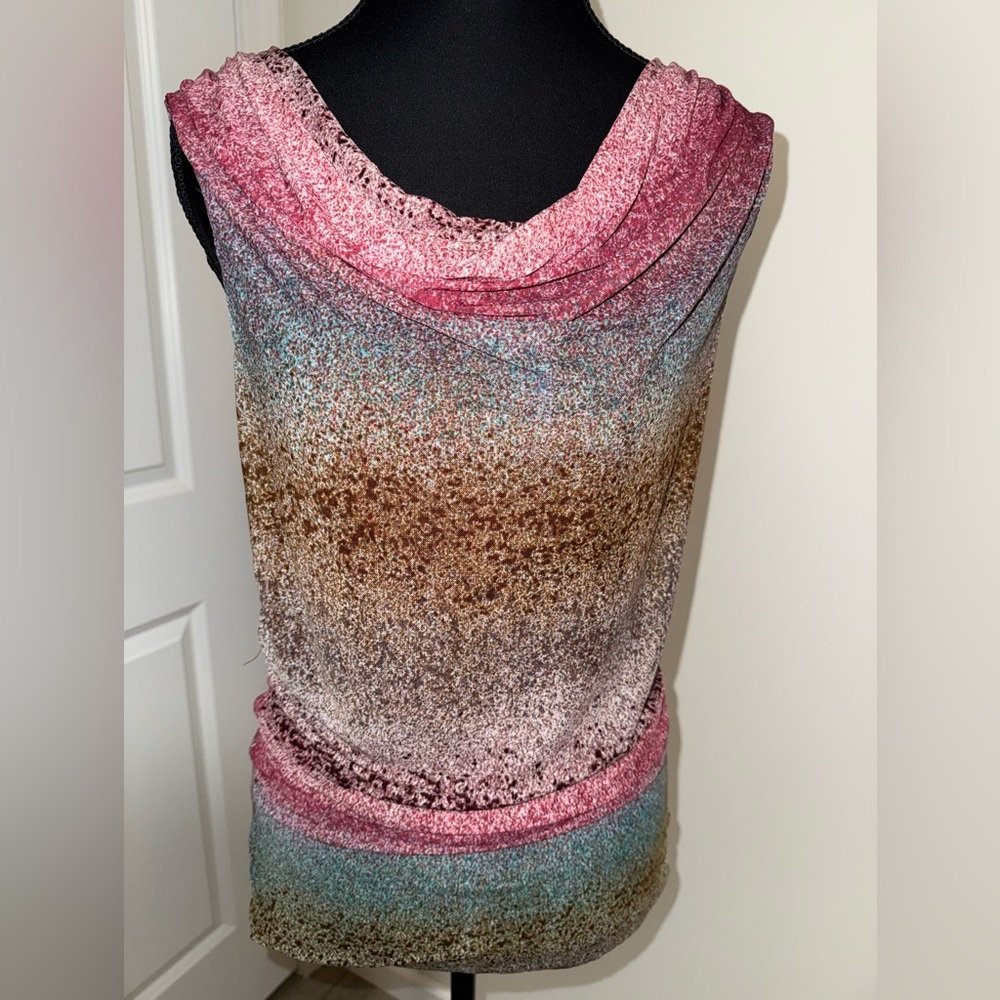 Multi-colored sleeveless blouse